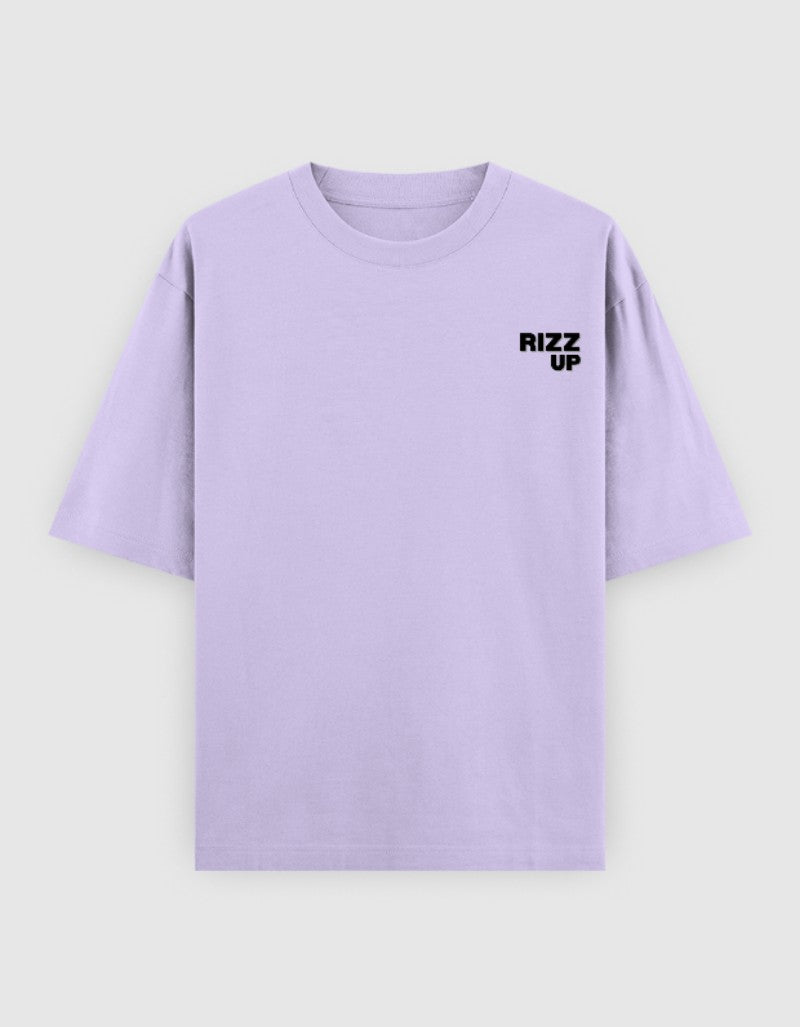 RIZZ UP lilac t-shirt featuring a minimalist design, perfect for Gen Z clothing enthusiasts