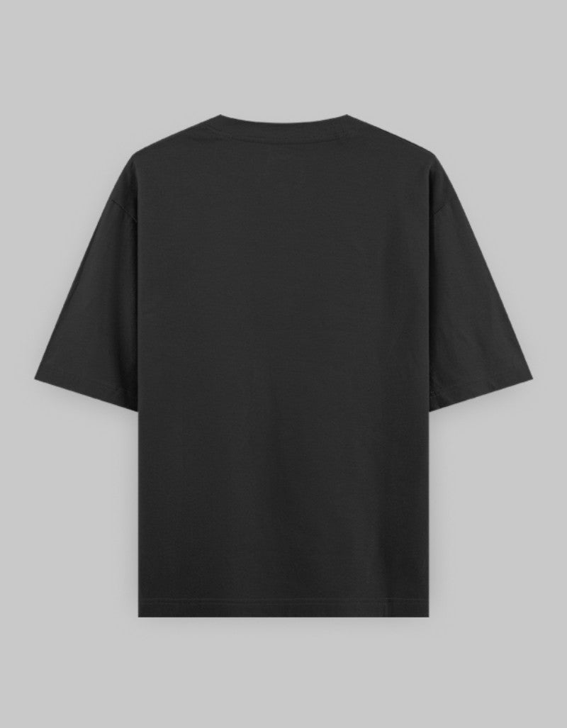 Black oversized graphic t-shirt from RIZZ UP with a relaxed fit and short sleeves
